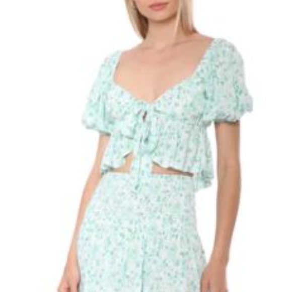 Mixology W.A.P.G Eloise Two Piece Set - Picture 2 of 2